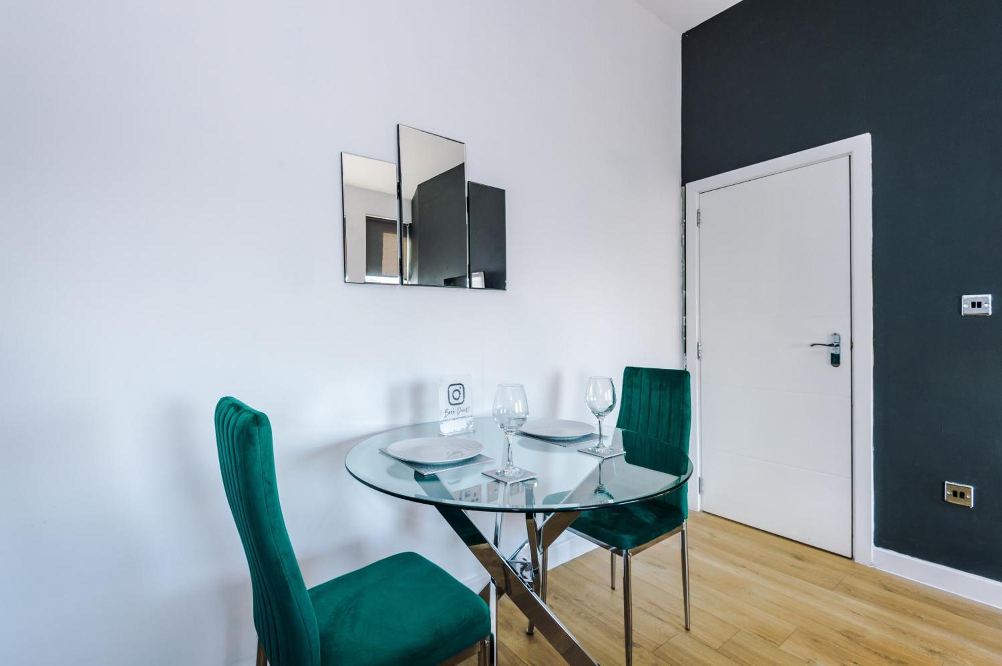 Stylish Apartment Located In The City Centre Of Liverpool Exterior photo